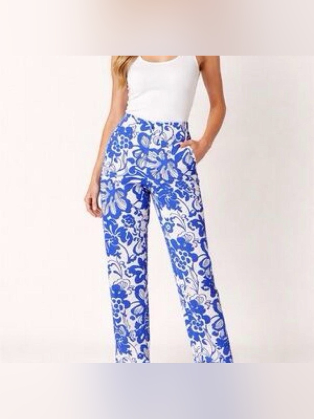 Zara Linen Blend Blue Floral
Women's Pants Size 2 NWT